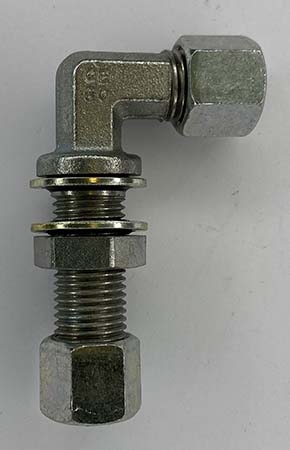 Tank-gjennomføring 8x8 mm. 90 grader.
